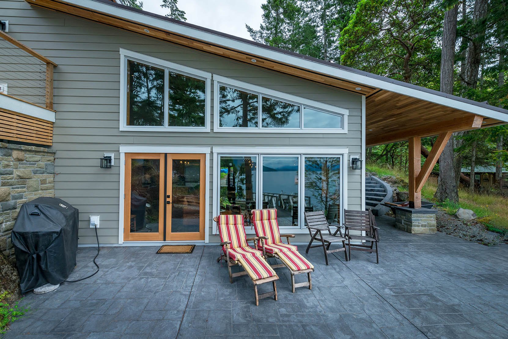 Piers Island Custom Home Construction