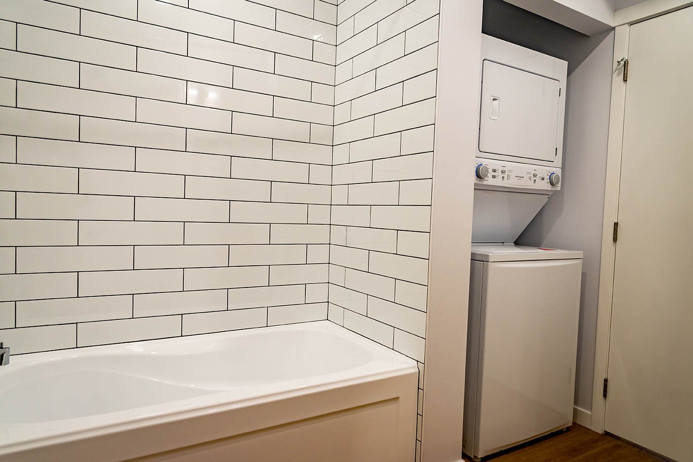 Victoria Shower Renovation for Multi-Unit Residential Building in Victoria