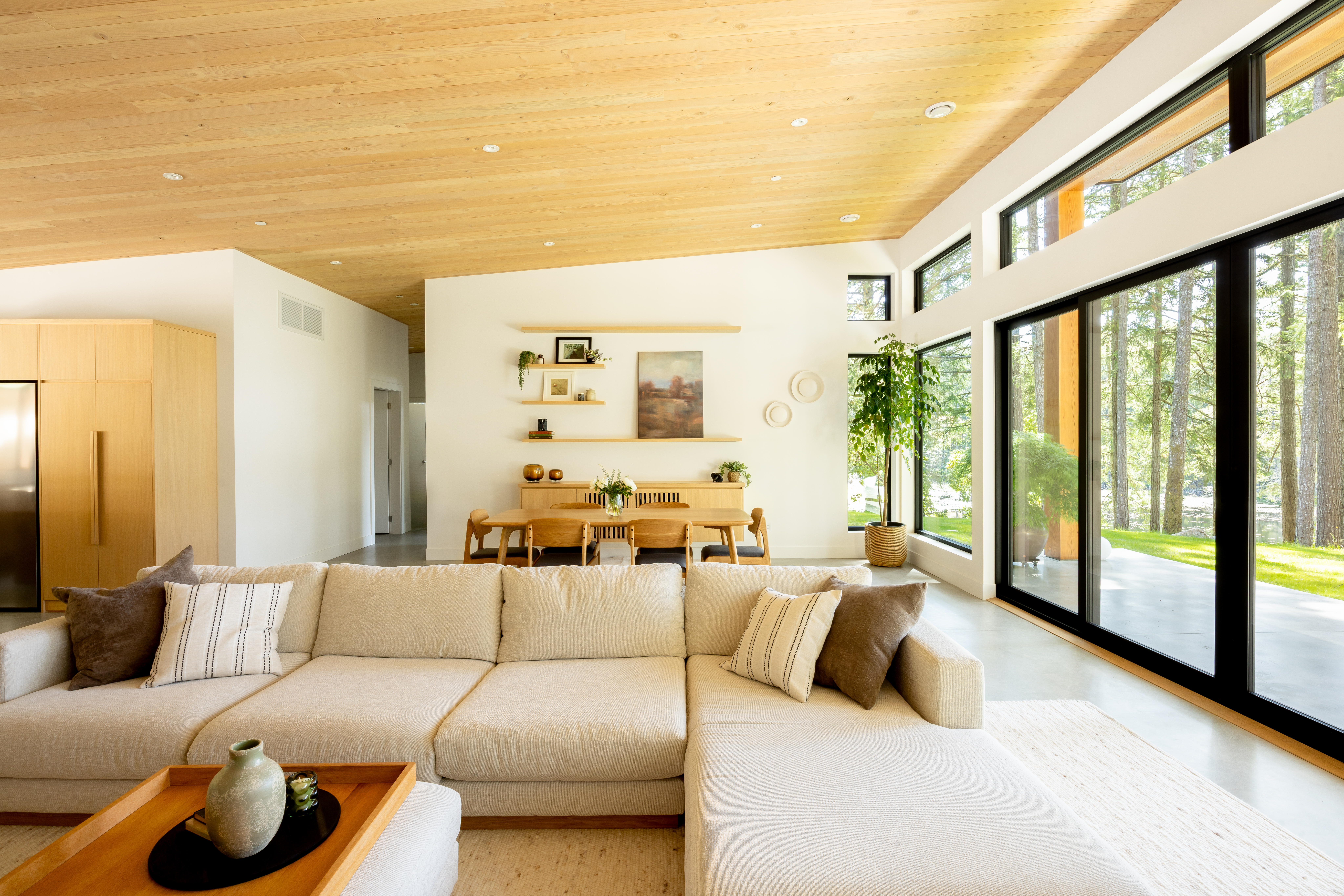 custom home builder in victoria bc
